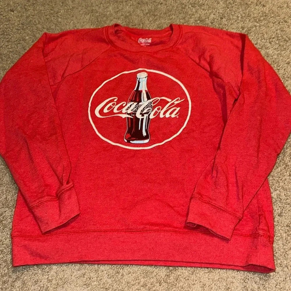 LUCKY BRAND Graphic Coca-Cola Red Crew Neck Sweatshirt Super Soft & Cozy Top - Picture 2 of 4